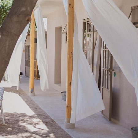 ラパス The Mantarraya Outpost Bed & Breakfast エクステリア 写真