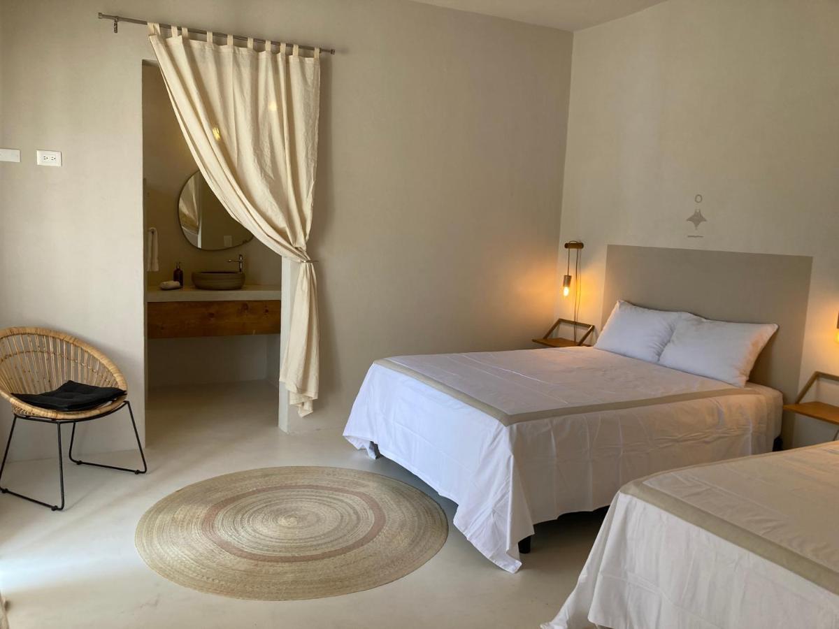 ラパス The Mantarraya Outpost Bed & Breakfast エクステリア 写真