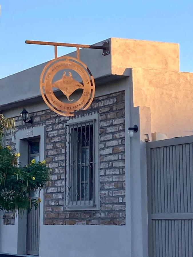 ラパス The Mantarraya Outpost Bed & Breakfast エクステリア 写真