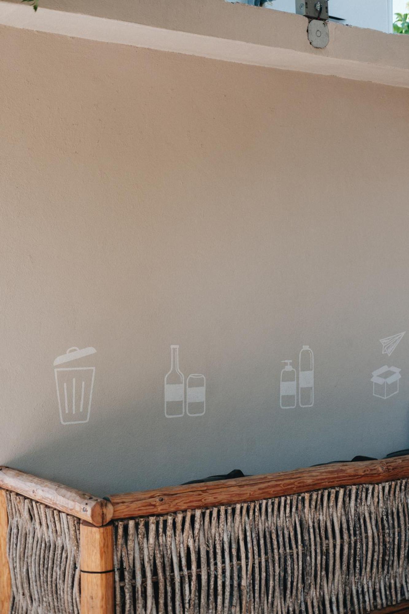 ラパス The Mantarraya Outpost Bed & Breakfast エクステリア 写真